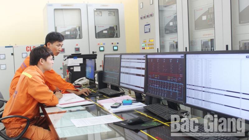 Bổ sung nguồn, xử lý kịp thời sự cố, bảo đảm cấp điện mùa nắng nóng