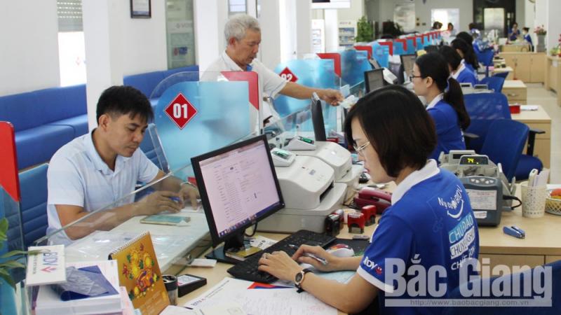 Không sử dụng tiền mặt trong thanh toán tiền điện: Nhiều tiện ích cho khách hàng